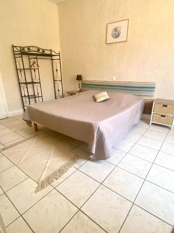 Les Voyageurs Hotell Charols Exteriör bild