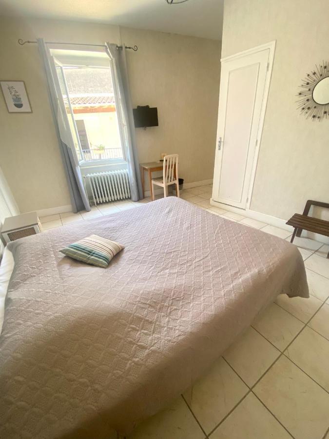 Les Voyageurs Hotell Charols Exteriör bild