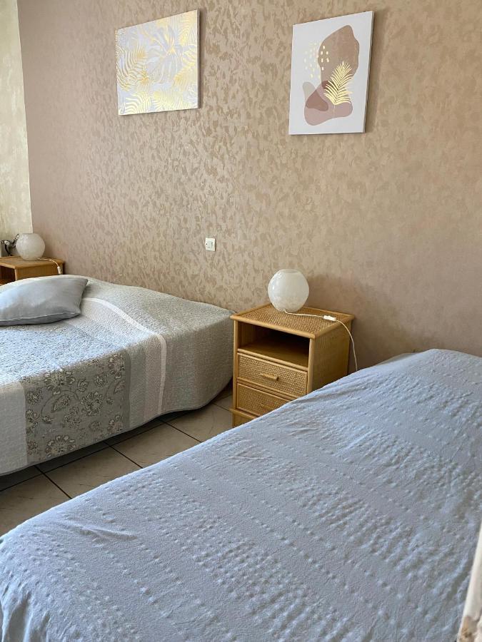 Les Voyageurs Hotell Charols Exteriör bild